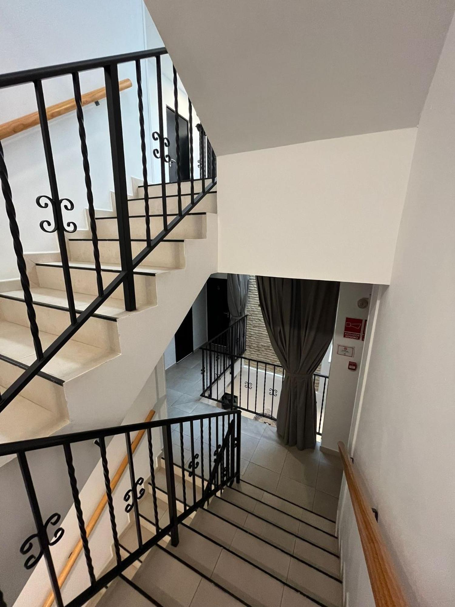 Alberg A2c (adults Only) Sevilla