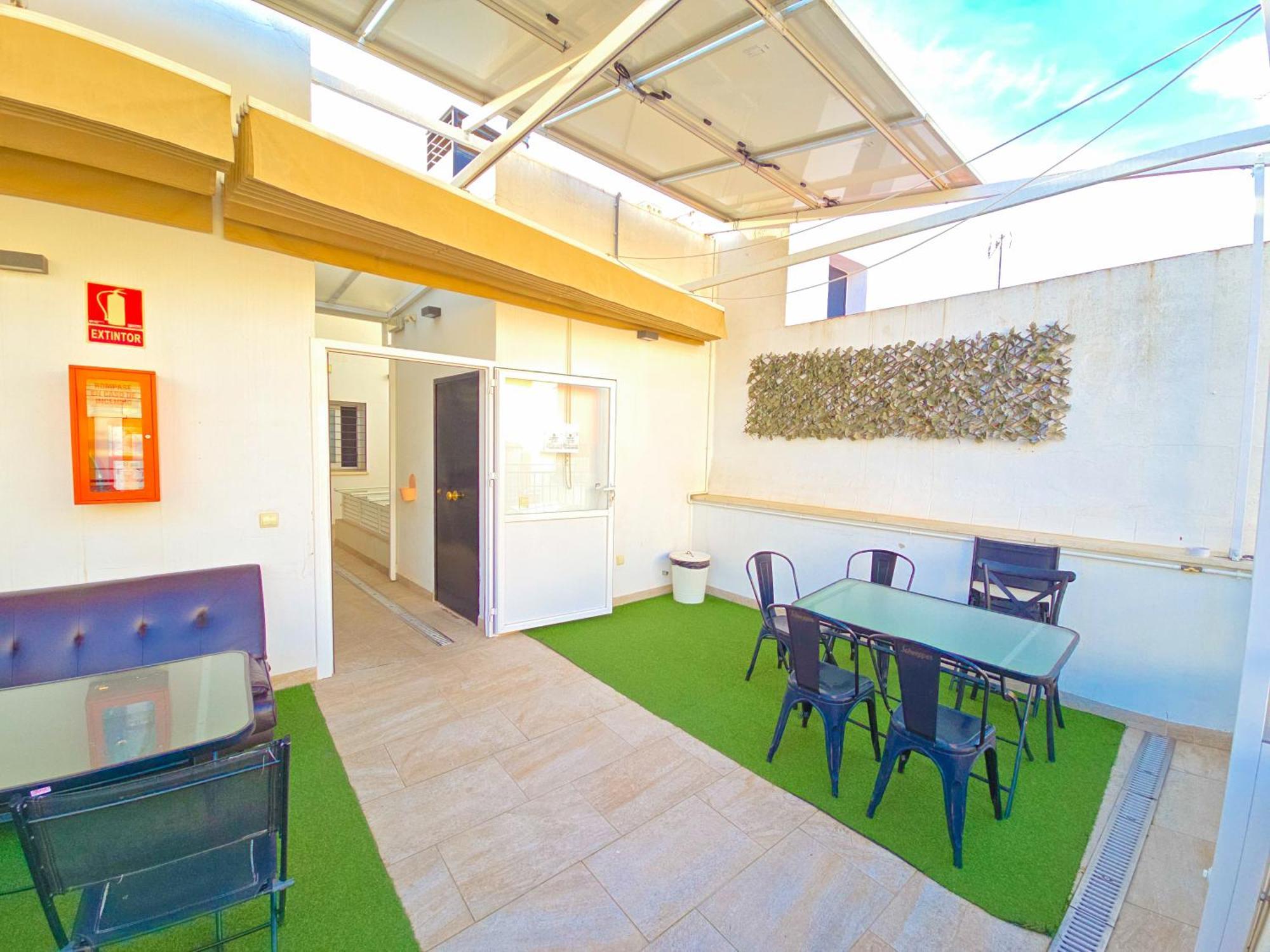 Alberg A2c (adults Only) Sevilla